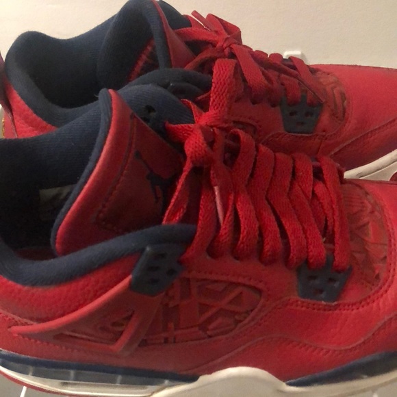 Jordan 4 - Picture 2 of 3